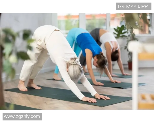 打造舒适健康空间 选择适合你的瑜伽垫让每一次练习更加轻松自在 打造舒适健康空间 选择适合你的瑜伽垫让每一次练习更加轻松自在