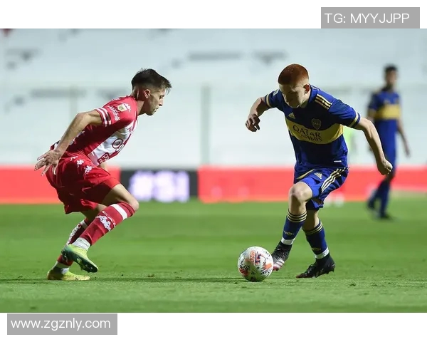 足球联赛激战正酣,全球顶级球队竞争激烈,球迷热情高涨各路豪门争锋共谱传奇 足球联赛激战正酣,全球顶级球队竞争激烈,球迷热情高涨各路豪门争锋共谱传奇